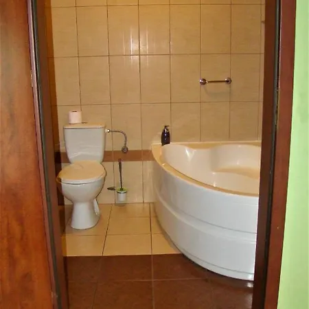 Mistral Inn *